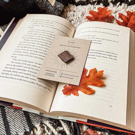 So Many Pages | Bookish Pins