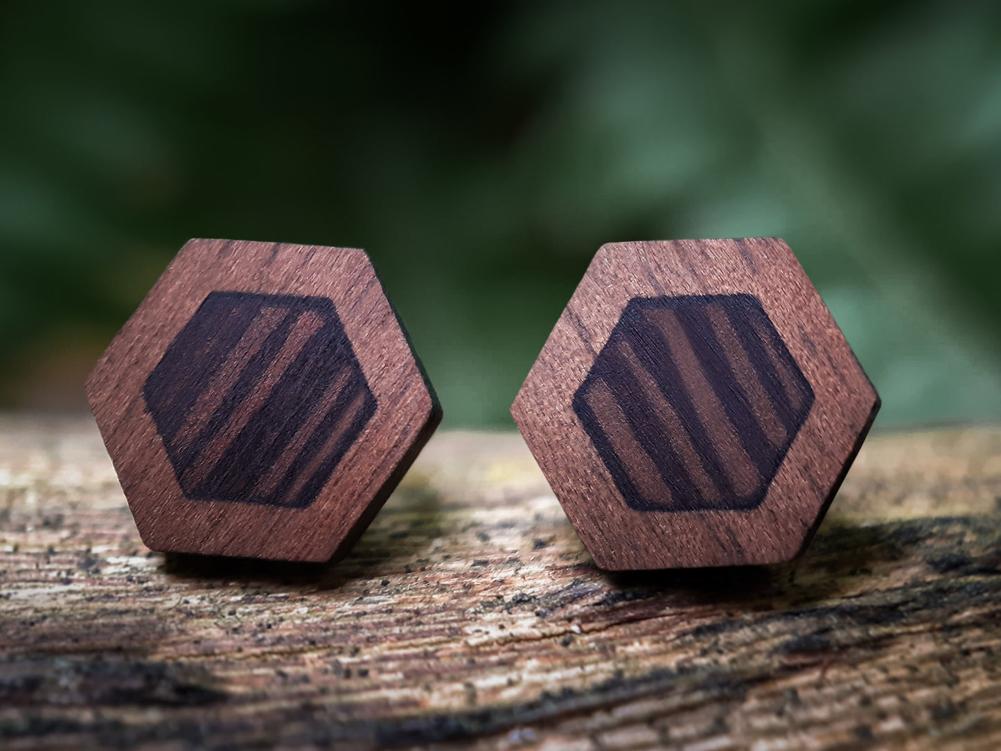 Duo Houten Oorknopjes | Hexagon | Wengé & Notenhout